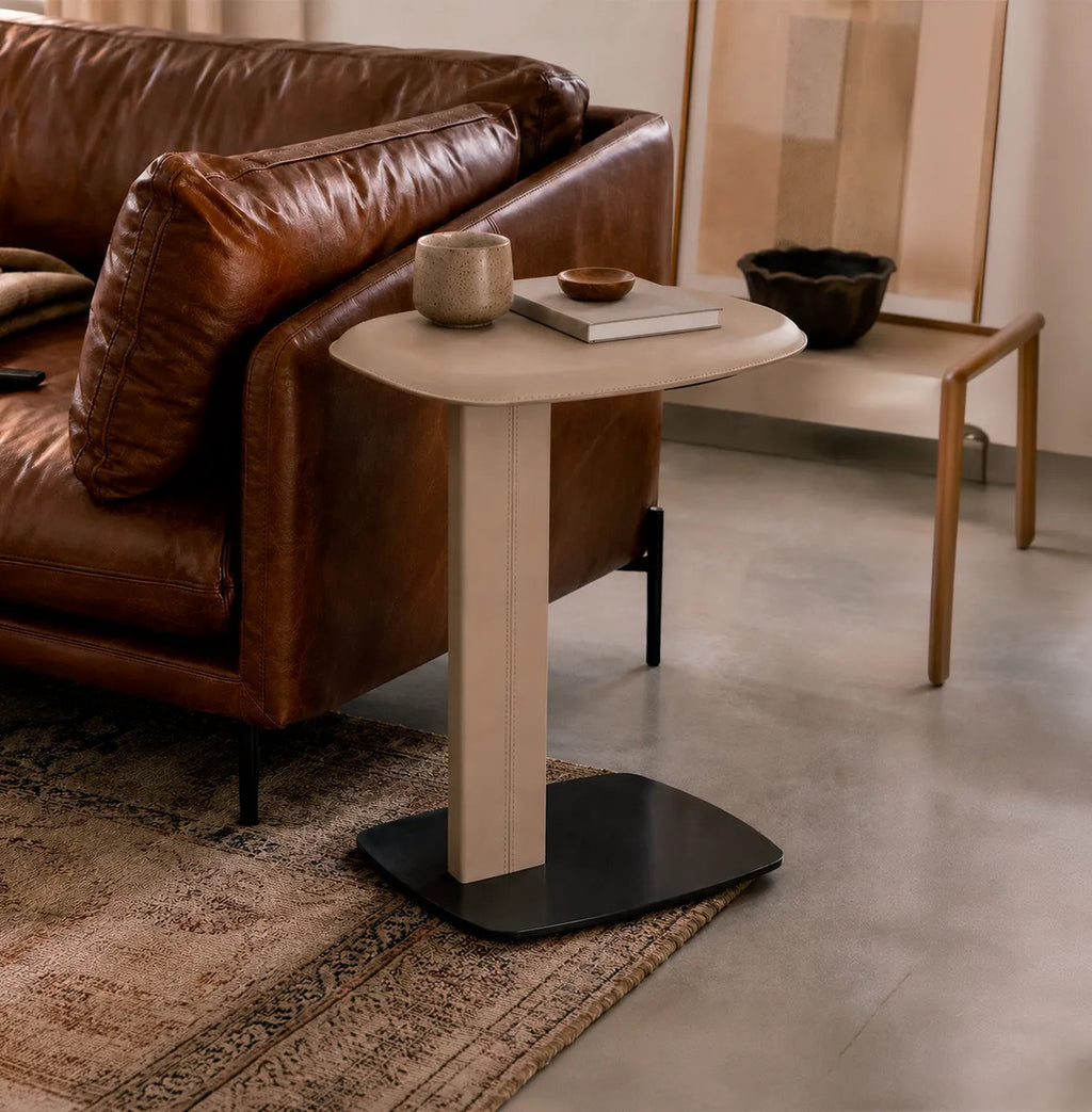 Mesa Lateral Minimalista Metal Forrado Auxiliar Moderno